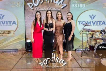 Recebemos o Prêmio Podhim na categoria Clínica de Aparelhos Auditivos