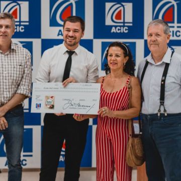 Natal Premiado Costa Doce entrega prêmios aos ganhadores nesta manhã