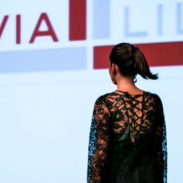 Mais uma vez o Moda Vitrine deu um show de moda na passarela do Teatro do Sesc.