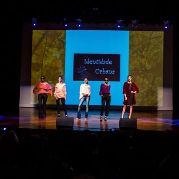 Mais uma vez o Moda Vitrine deu um show de moda na passarela do Teatro do Sesc.