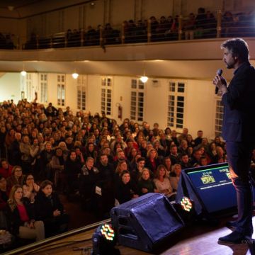 Leo Chaves foi o palestrante da 1ª edição do Conexão Empresarial 2018 do Sindilojas Costa Doce.