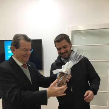 Presidente da Fecomercio RS, Luiz Carlos Bohn visita sede do Sindilojas Costa Doce