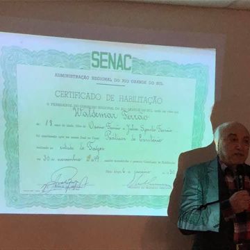 Srº. Valdemar Sperotto Ferrão, foi o palestrante de mais uma edição do Café com Bate Papo Sindilojas!