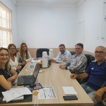Sindilojas Costa Doce fecha parceria com o Sindicato Rural de Camaquã