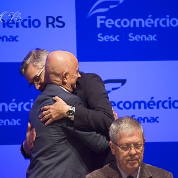  Luiz Antônio Baptistella, Diretor de relações do Trabalho do Sindilojas Costa Doce, recebe Título de “Cidadão Camaquense”